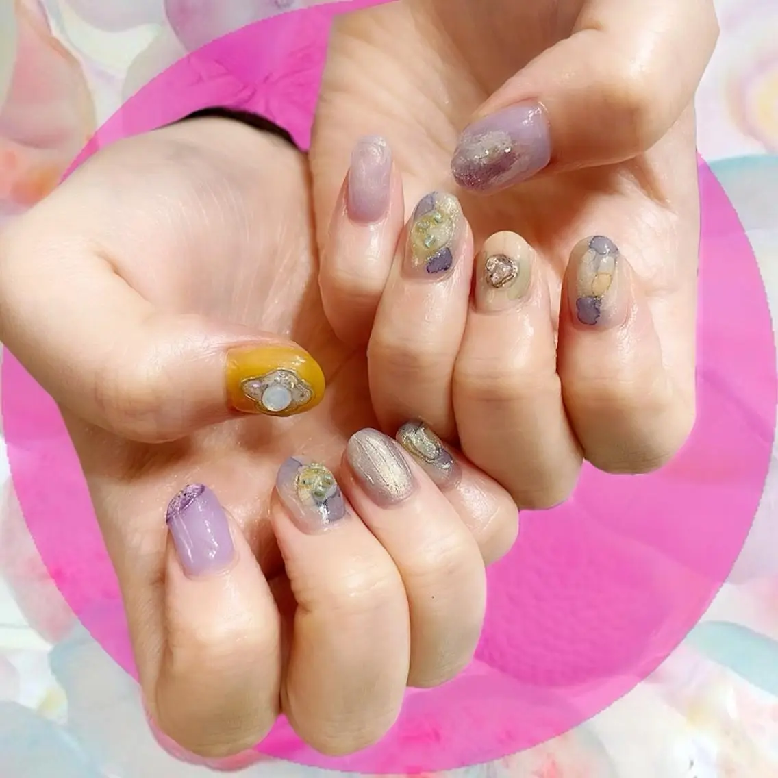 ネイル オーロラネイル 氷ネイル・うるうるネイル 韓国ネイル マグネットネイル ミラーネイル VOLLMOND nailのネイルデザイン
