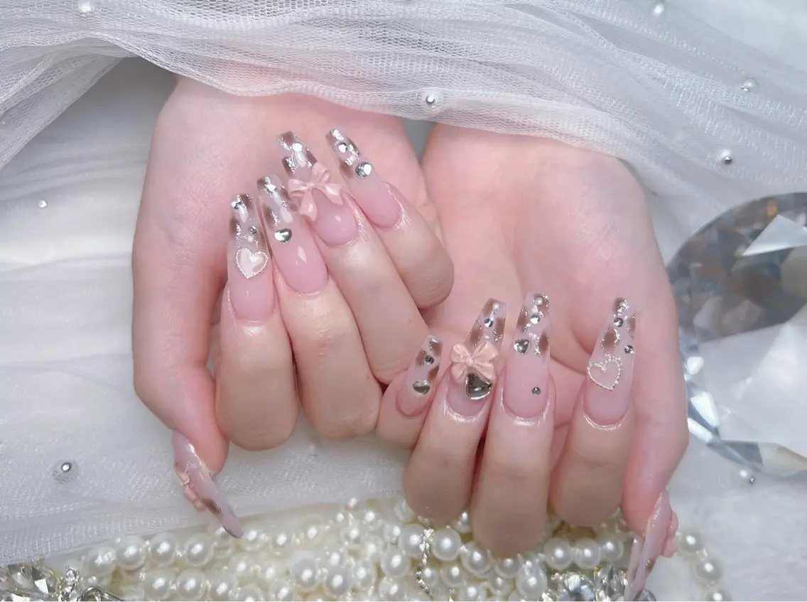 ネイル アートネイル オーロラネイル チークネイル 長さ出し フットネイル Miya _nailのネイルデザイン