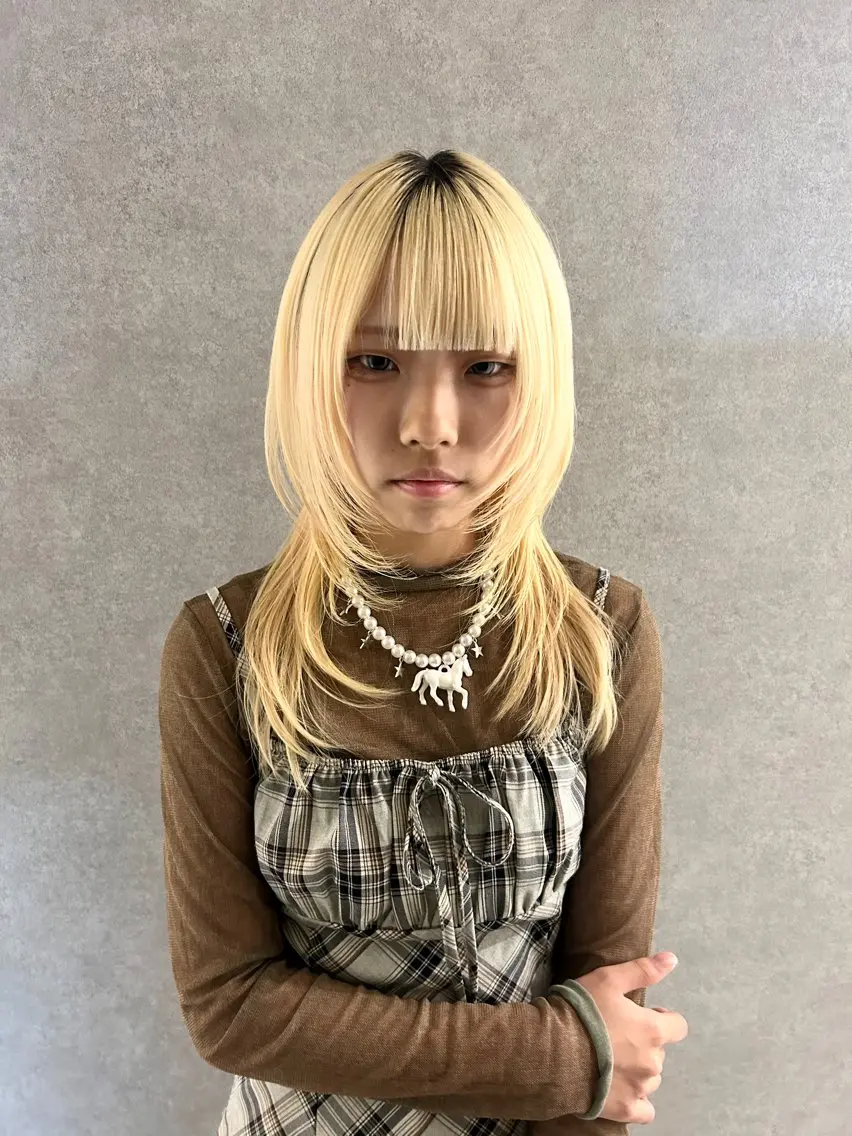 セミロング カット ウルフ/レイヤー /suzuhaのヘアスタイル