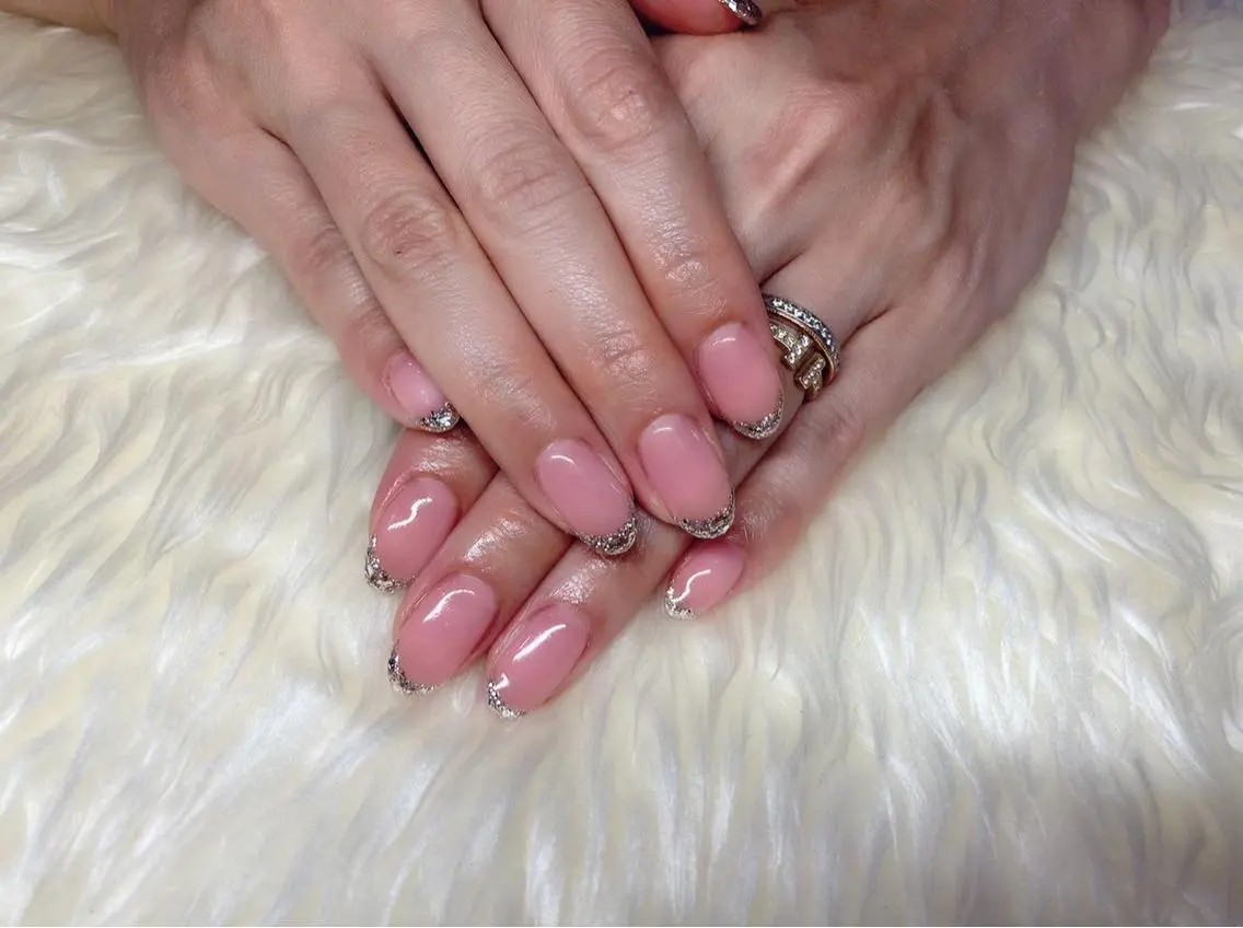 ネイル フレンチネイル ジェルネイル キラキラネイル ラメ(グリッター) パラジェル Nail&eye Belire 新宿のネイルデザイン