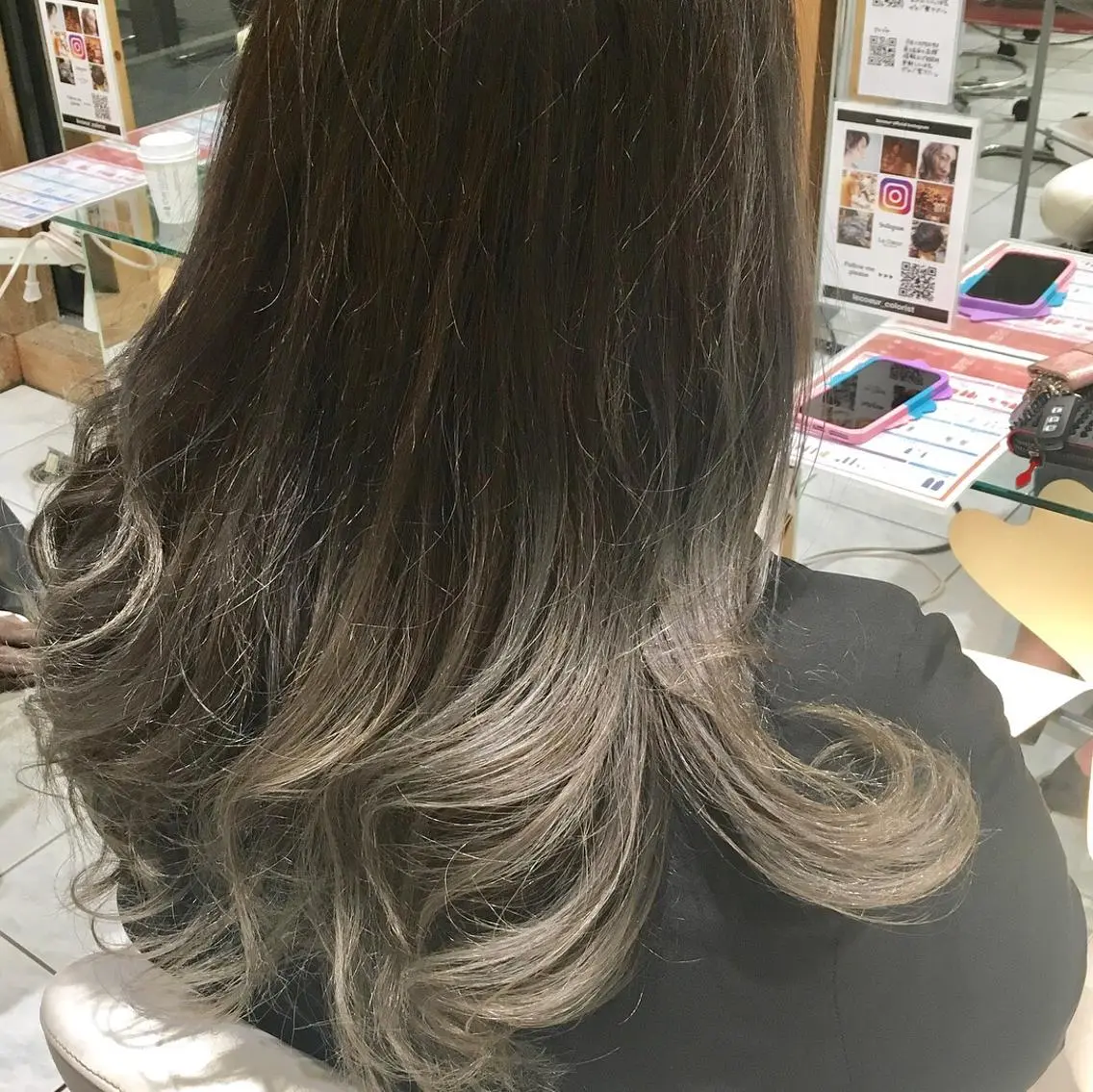 カラー グラデーションカラー シルバー 落合孝臣/新潟駅南 /髪質改善のヘアスタイル