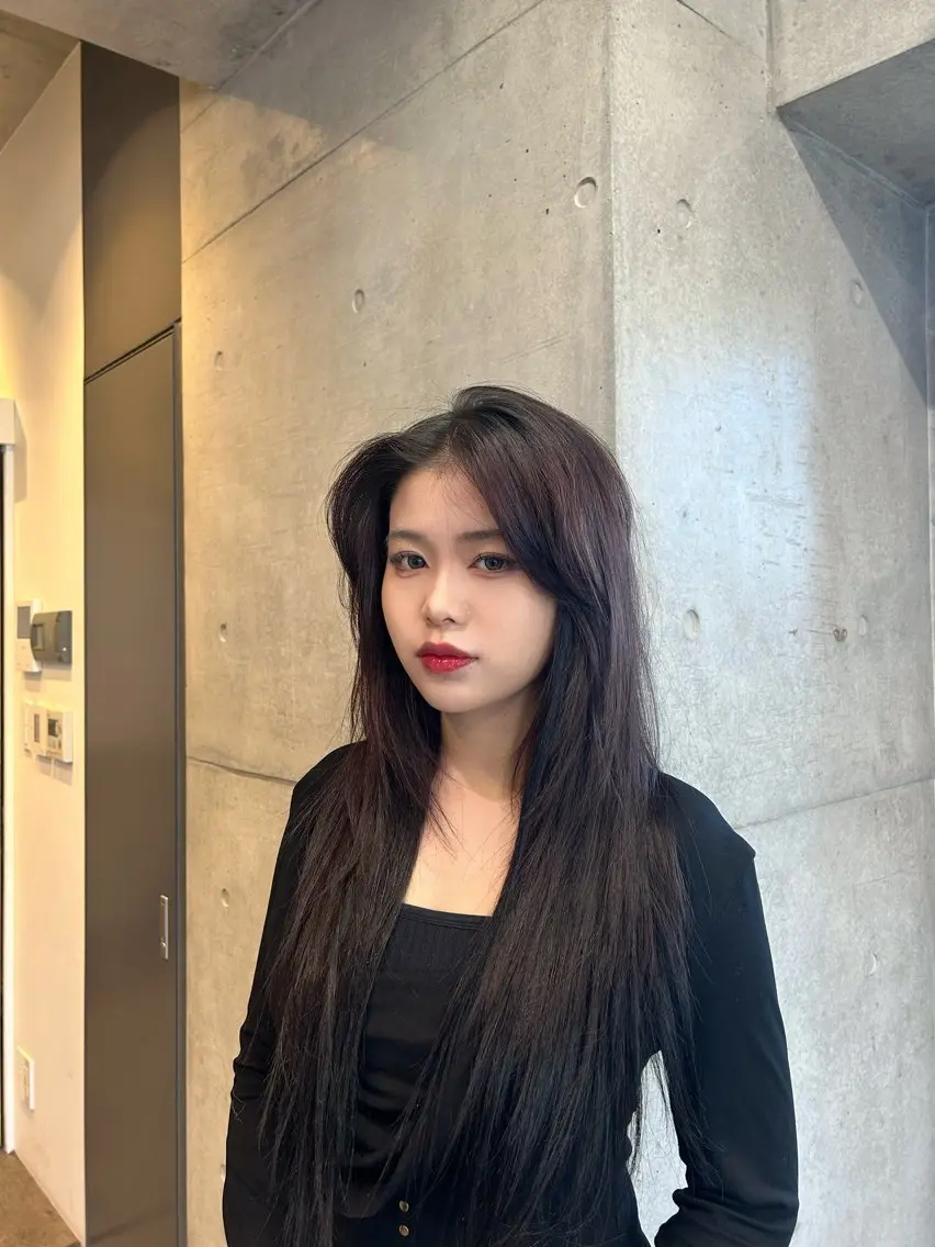 ロング カラー アッシュ ラベンダーカラー ラベンダーアッシュ ヘアカラー 縮毛矯正 トリートメント レイヤー/ブロンド 透明感カラー/ヒロトのヘアスタイル