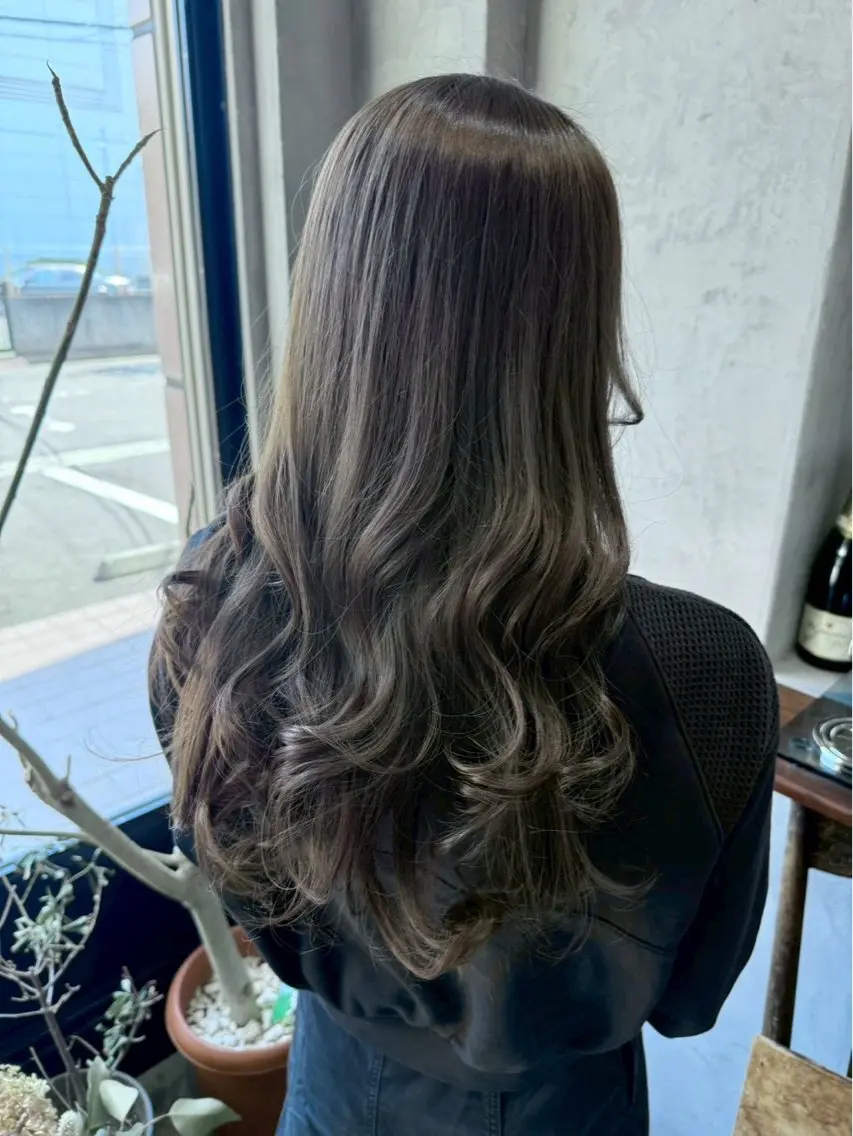 ロング カラー ブリーチ ダブルカラー ブリーチなしカラー ヘアカラー 縮毛矯正／髪質改善 小野竜聖のヘアスタイル