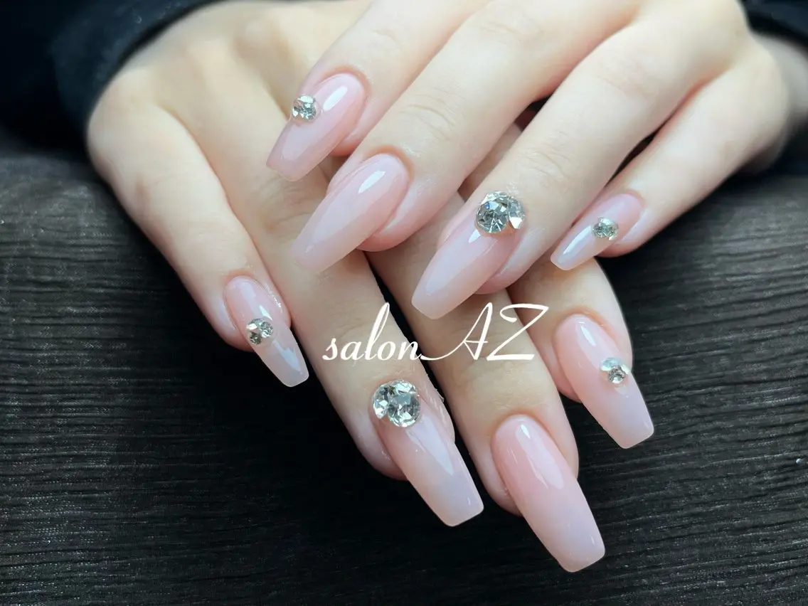 ネイル アートネイル 長さ出し フットネイル フレンチネイル ジェルネイル salon AZのネイルデザイン