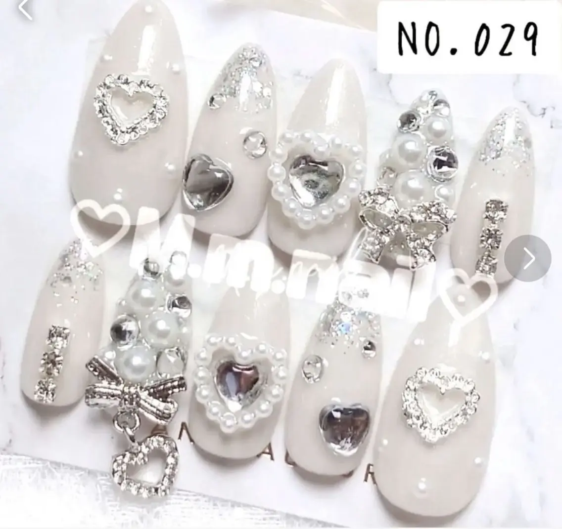 ネイル 長さ出し キラキラネイル マグネットネイル ミラーネイル ピンク Lee Nailsのネイルデザイン