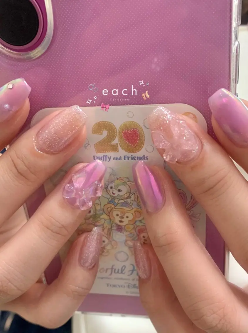 ネイル each Hibikiのネイルデザイン