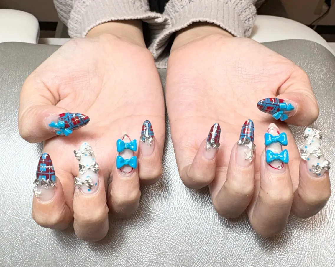 ネイル アートネイル ドット リボン ハンドネイル ✨韓国✨nail salonLumieのネイルデザイン