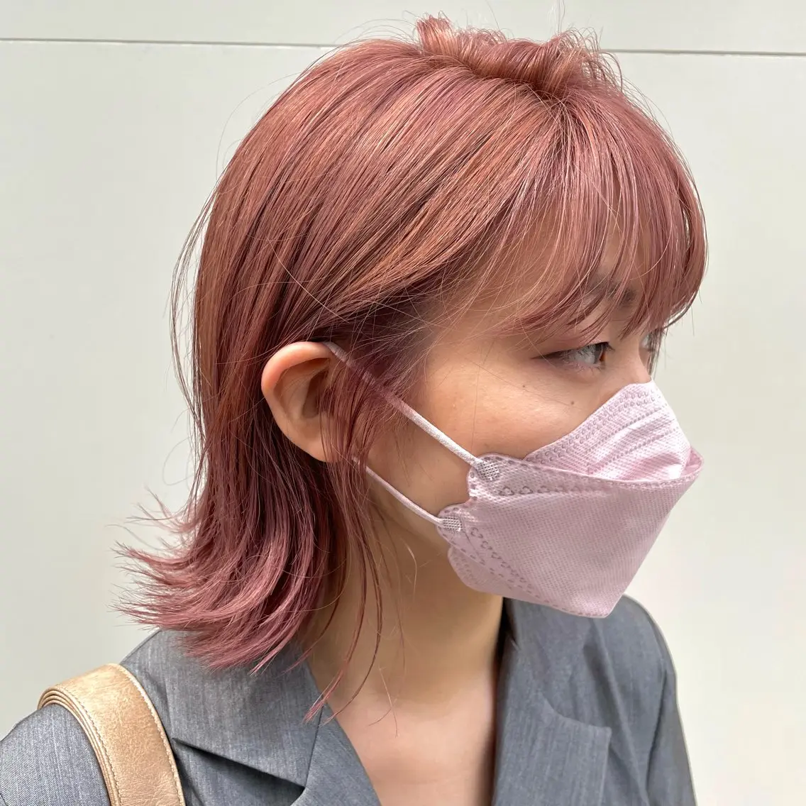 ミディアム 梅田美容室/ ウルフカットのヘアスタイル