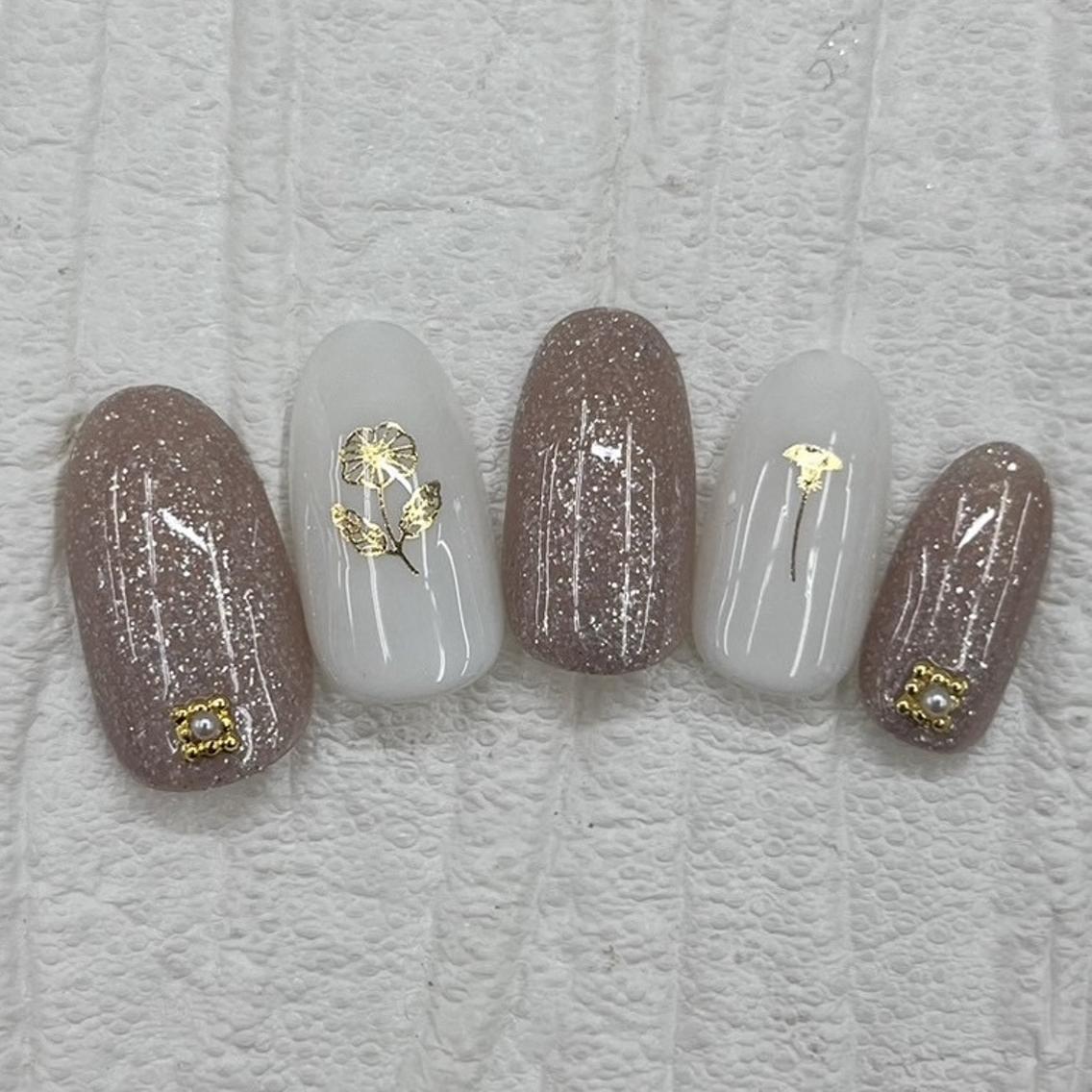 ネイル Nail salon Honey Beeのネイルデザイン