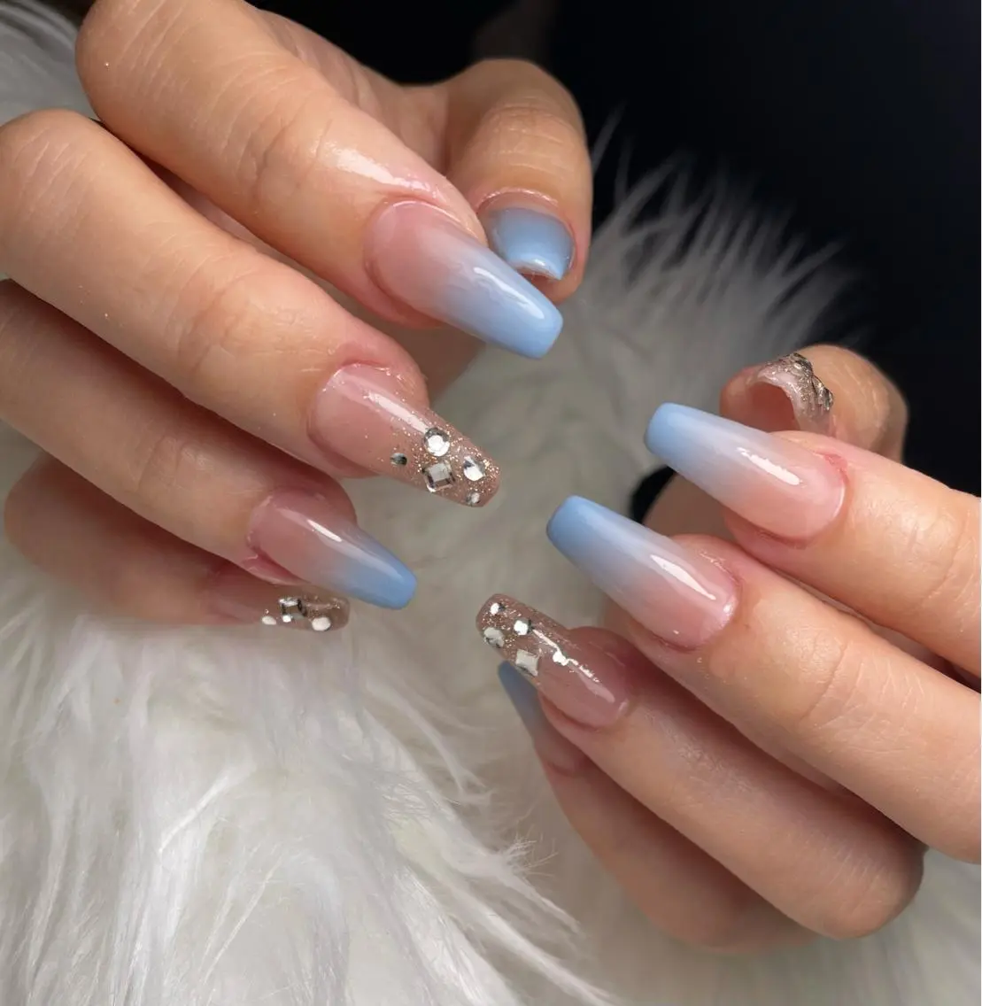 ロング ネイル BELLUNA Mizuki❤︎のネイルデザイン