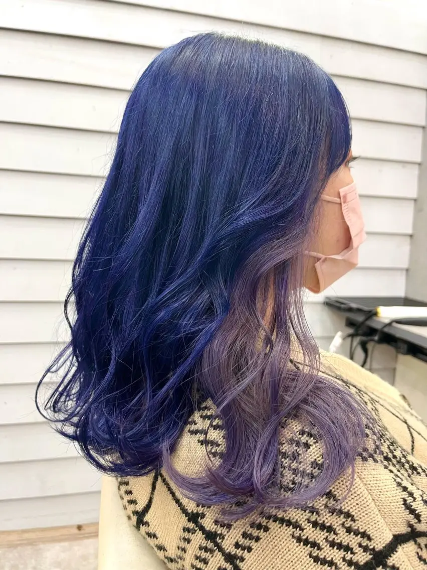 セミロング カラー インナーカラー ヘアカラー トリートメント ブリーチ有無Wカラー メンズパーマ大成のヘアスタイル