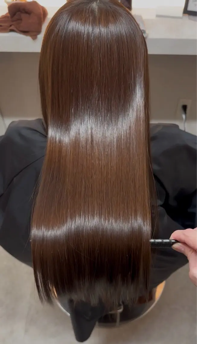 【岩槻限定】ハーツプレミアム髪質改善ストレート+7ステップトリートメント+ 毛先整えcut🫧 hの写真