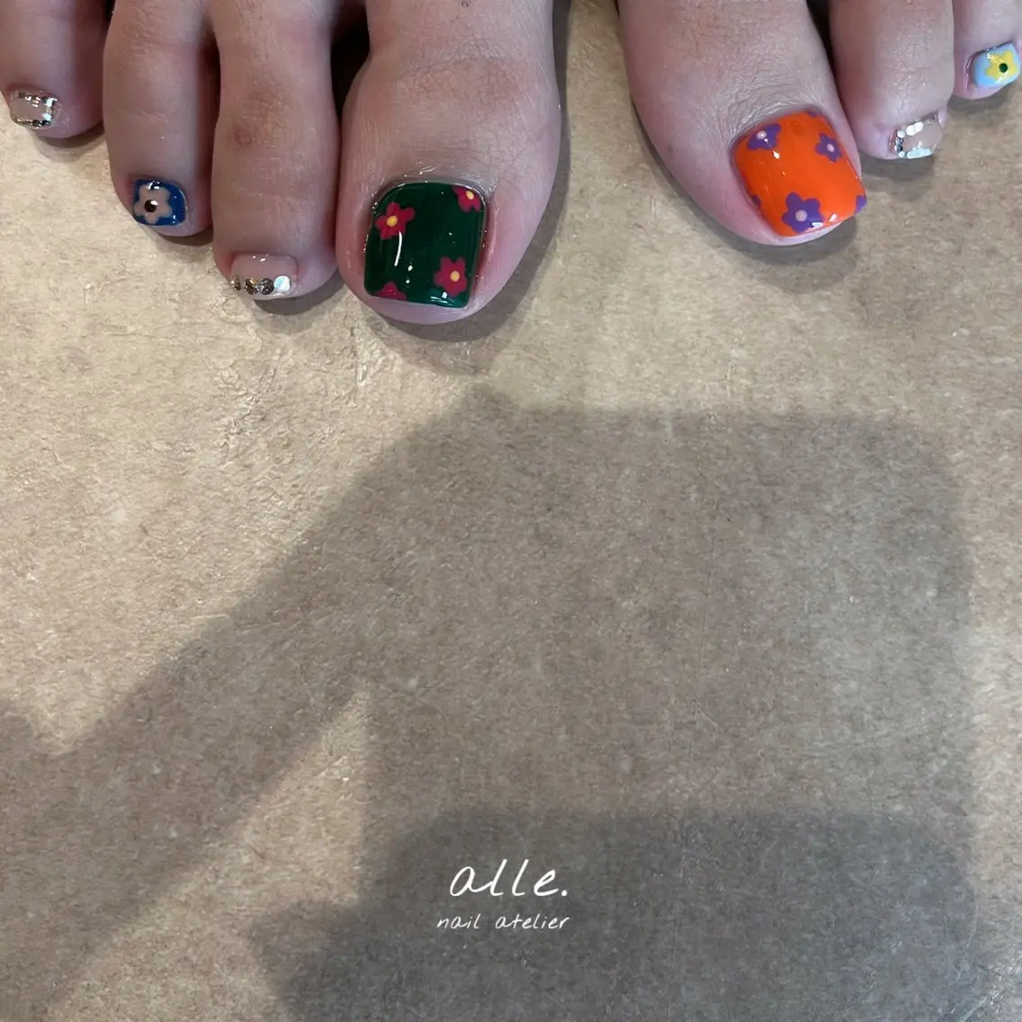 ネイル フットネイル atelier alle.のネイルデザイン