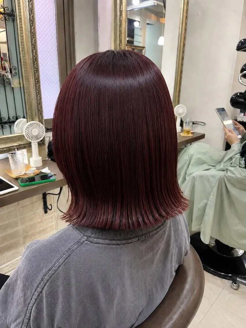 ミディアム ボブ 外ハネヘア トリートメント ヘアカラー トリートメント 兒玉/艶カラー/ 髪のお悩み相談😌のヘアスタイル