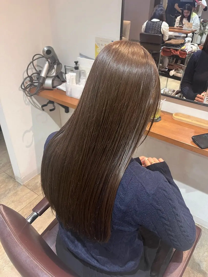 ロング ヘアカラー 清水 月菜のヘアスタイル
