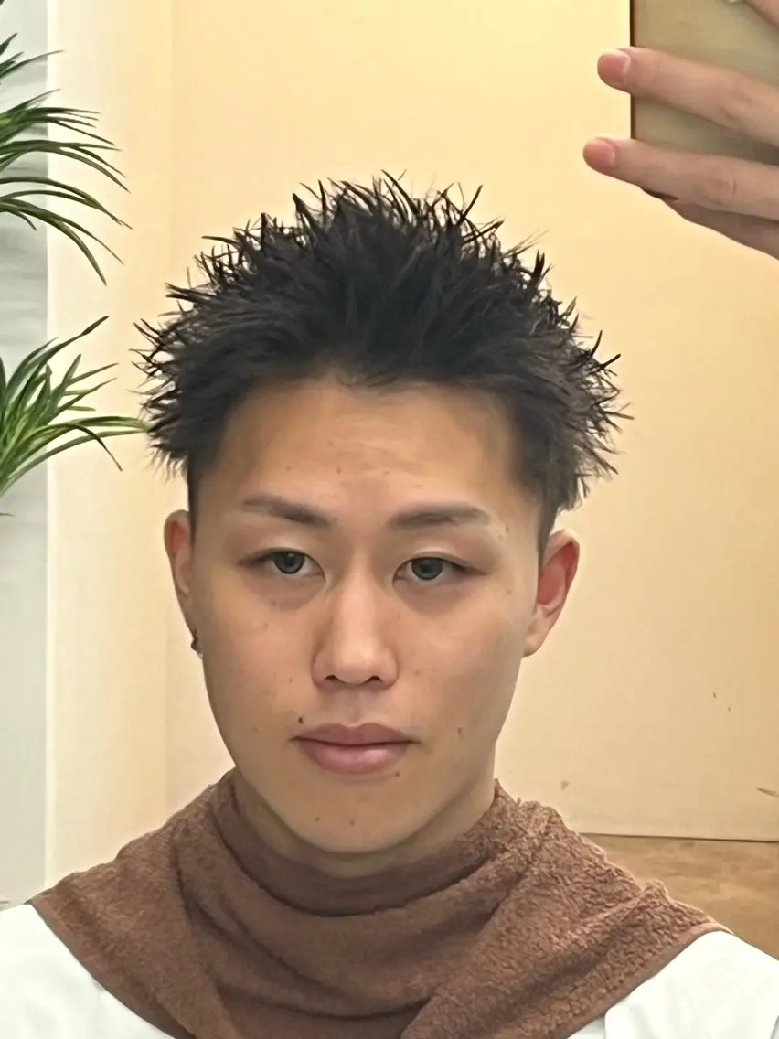 ショート メンズ スパイキーショート ショートヘア カット 釜谷 健二郎のヘアスタイル