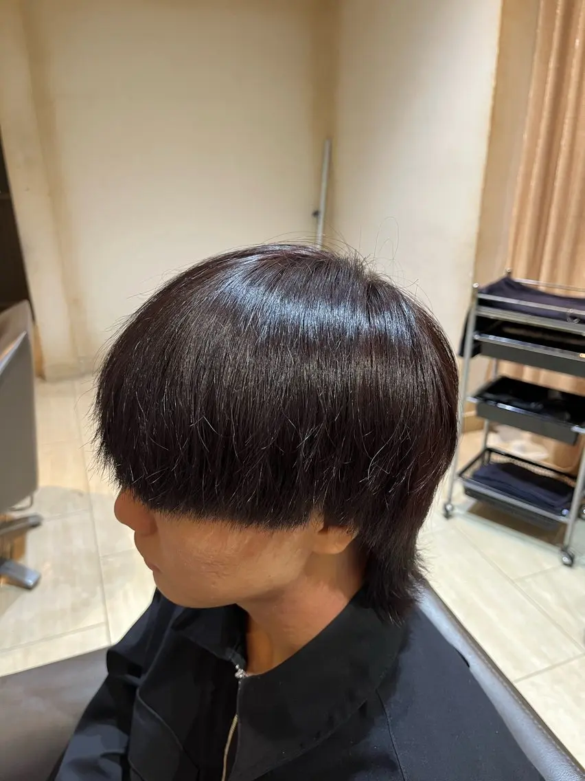 カラー メンズ レッドカラー ヘアカラー 谷口 琉飛のヘアスタイル