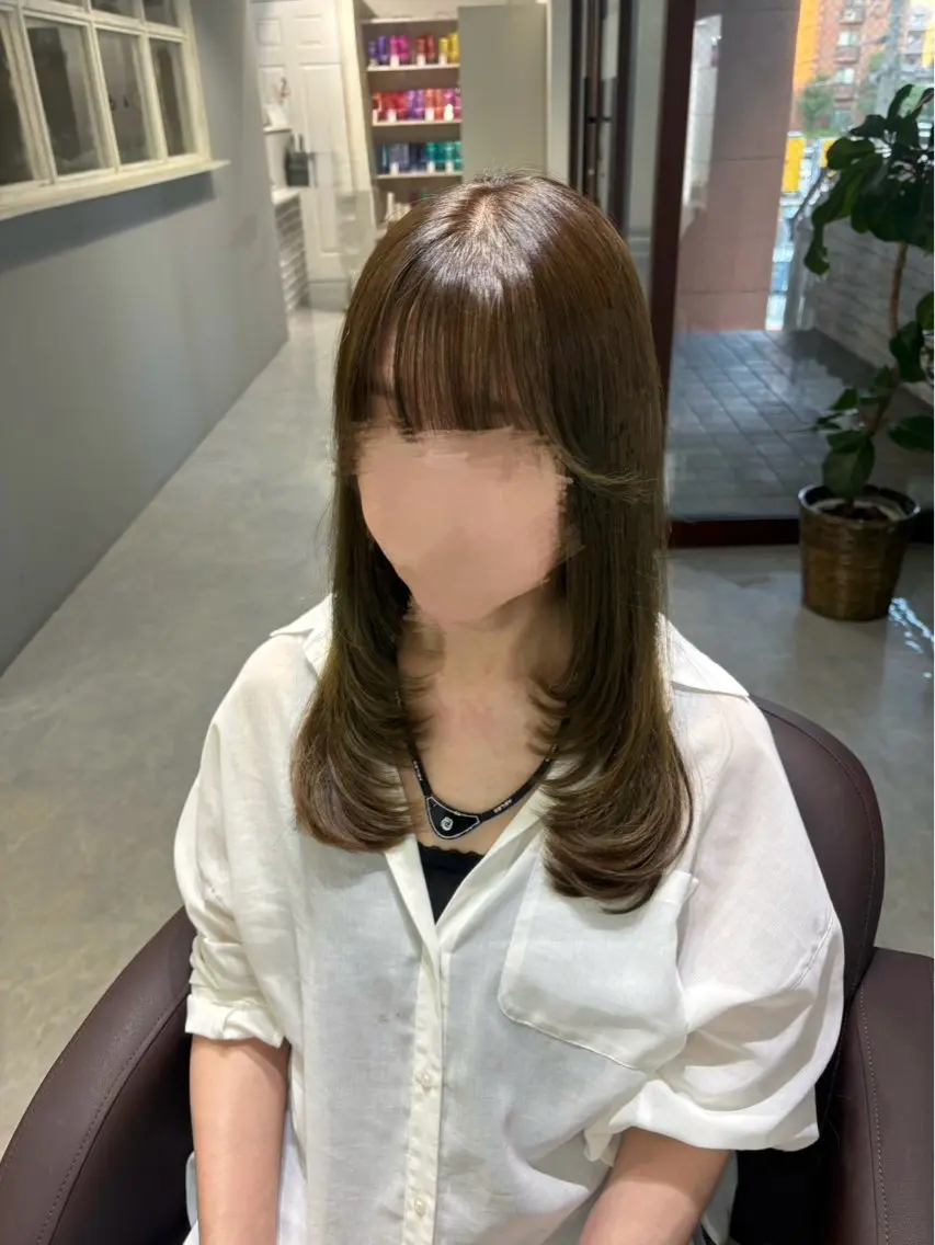 前髪カットの写真