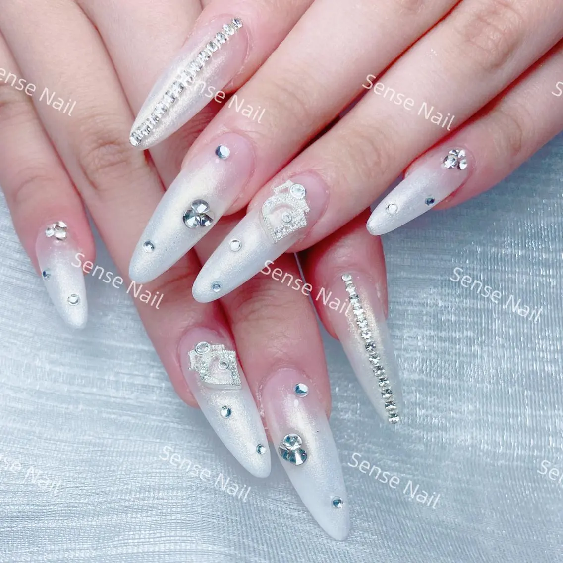 ネイル ハンドネイル ハンドケア Feinn Ink💕のネイルデザイン