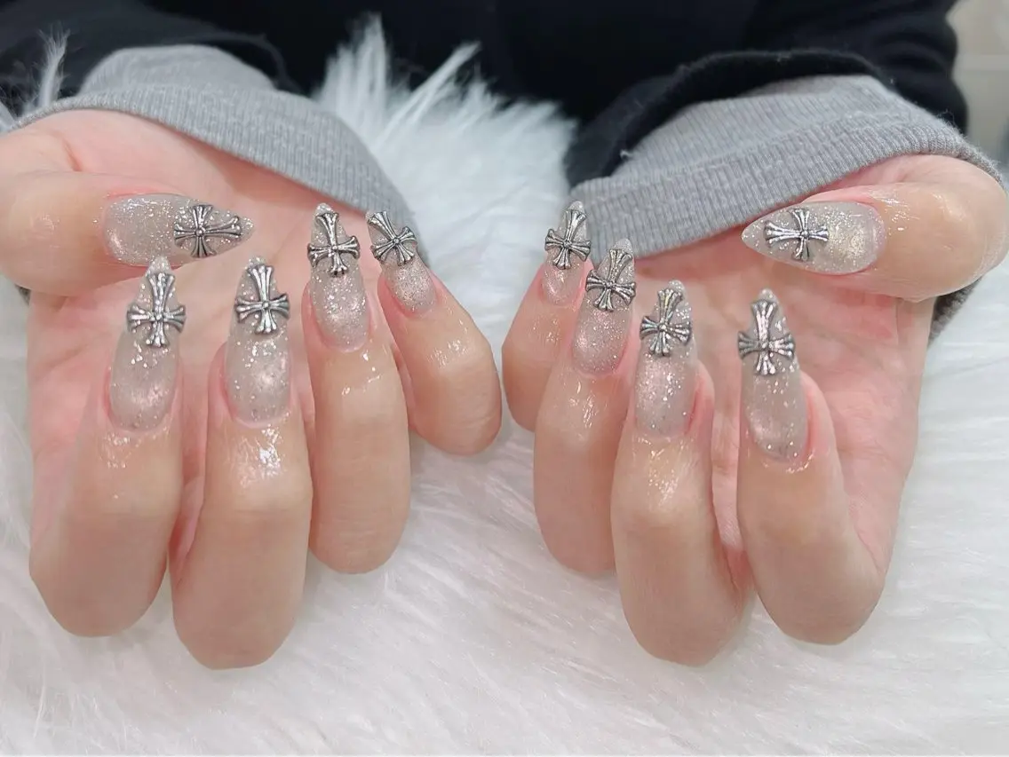 ネイル アートネイル オーロラネイル フレンチネイル ジェルネイル グラデーション ハンドネイル Sora  Nail Studioのネイルデザイン