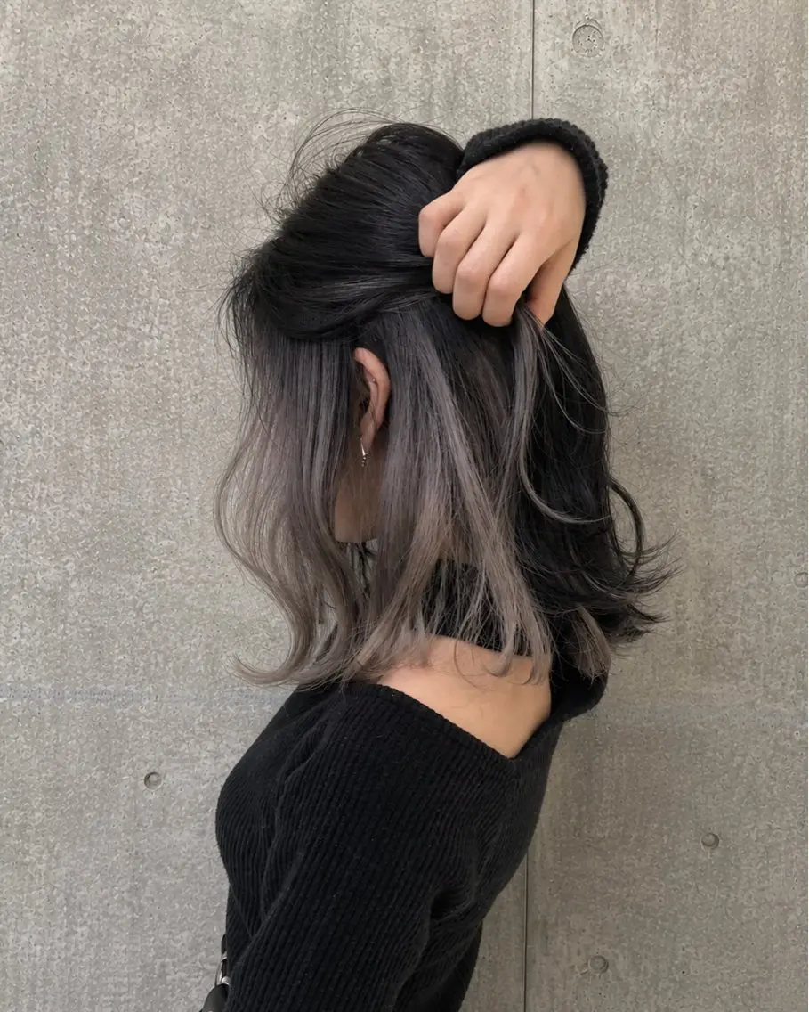 ミディアム カラー インナーカラー シルバー ヘアカラー トリートメント 萩原 凌✄のヘアスタイル