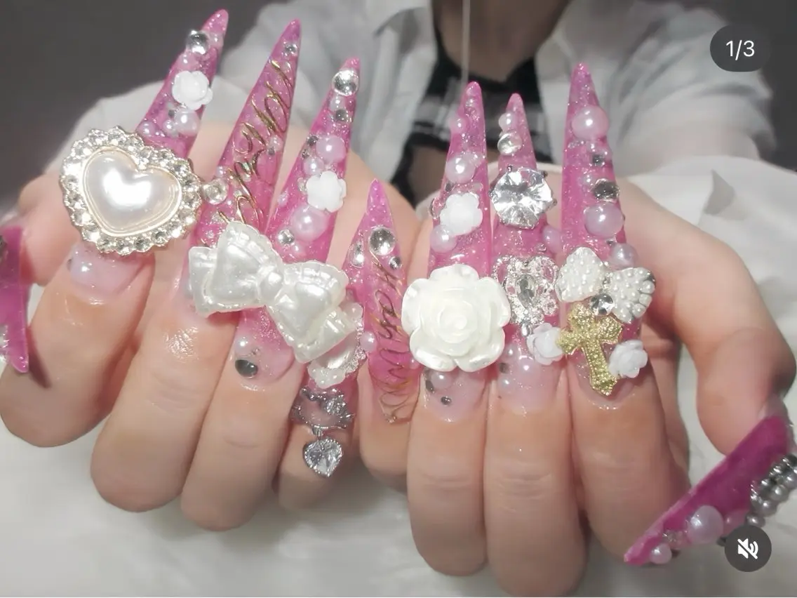 ネイル オーロラネイル ブルー フットネイル ジェルネイル 氷ネイル・うるうるネイル ハンドネイル Rin Nail 新大久保店のネイルデザイン