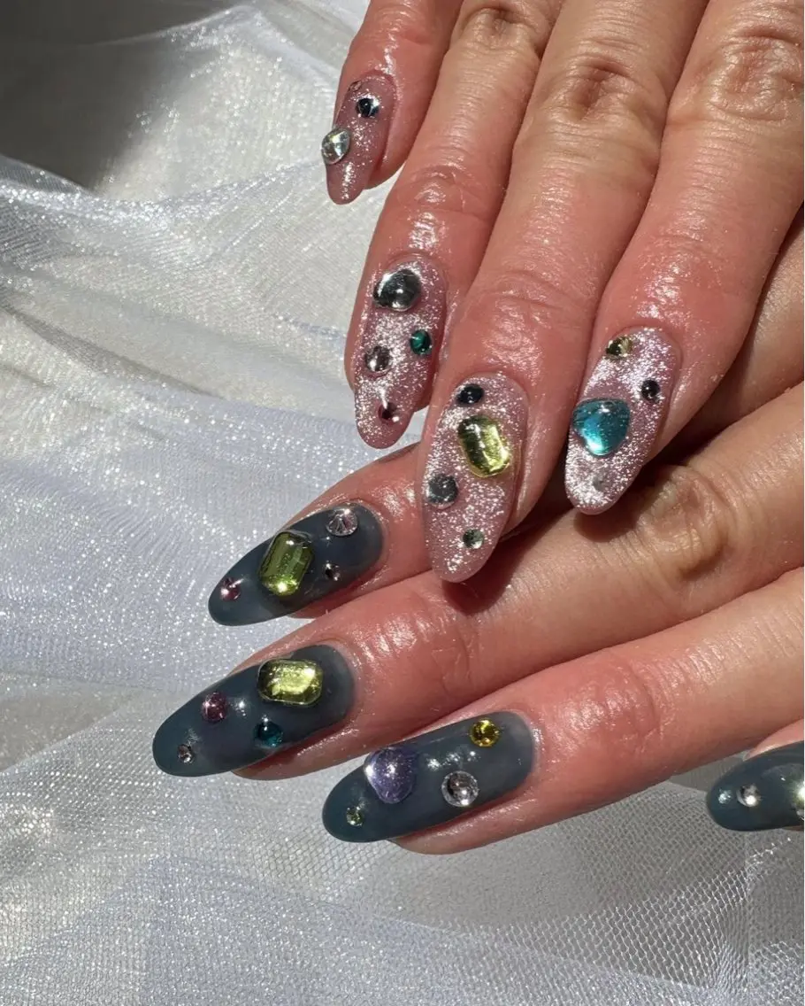 ネイル クリアネイル 氷ネイル・うるうるネイル キラキラネイル 韓国ネイル ロングネイル 🪞KAPE NAIL 🪞のネイルデザイン