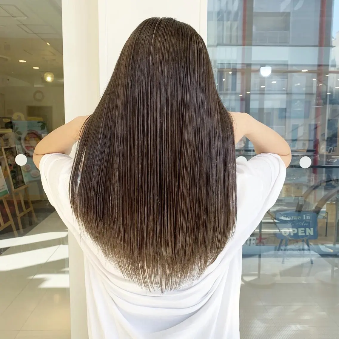 ロング カラー ヘアアレンジ ベージュカラー ヘアカラー TATSUYA アートディレクターのヘアスタイル