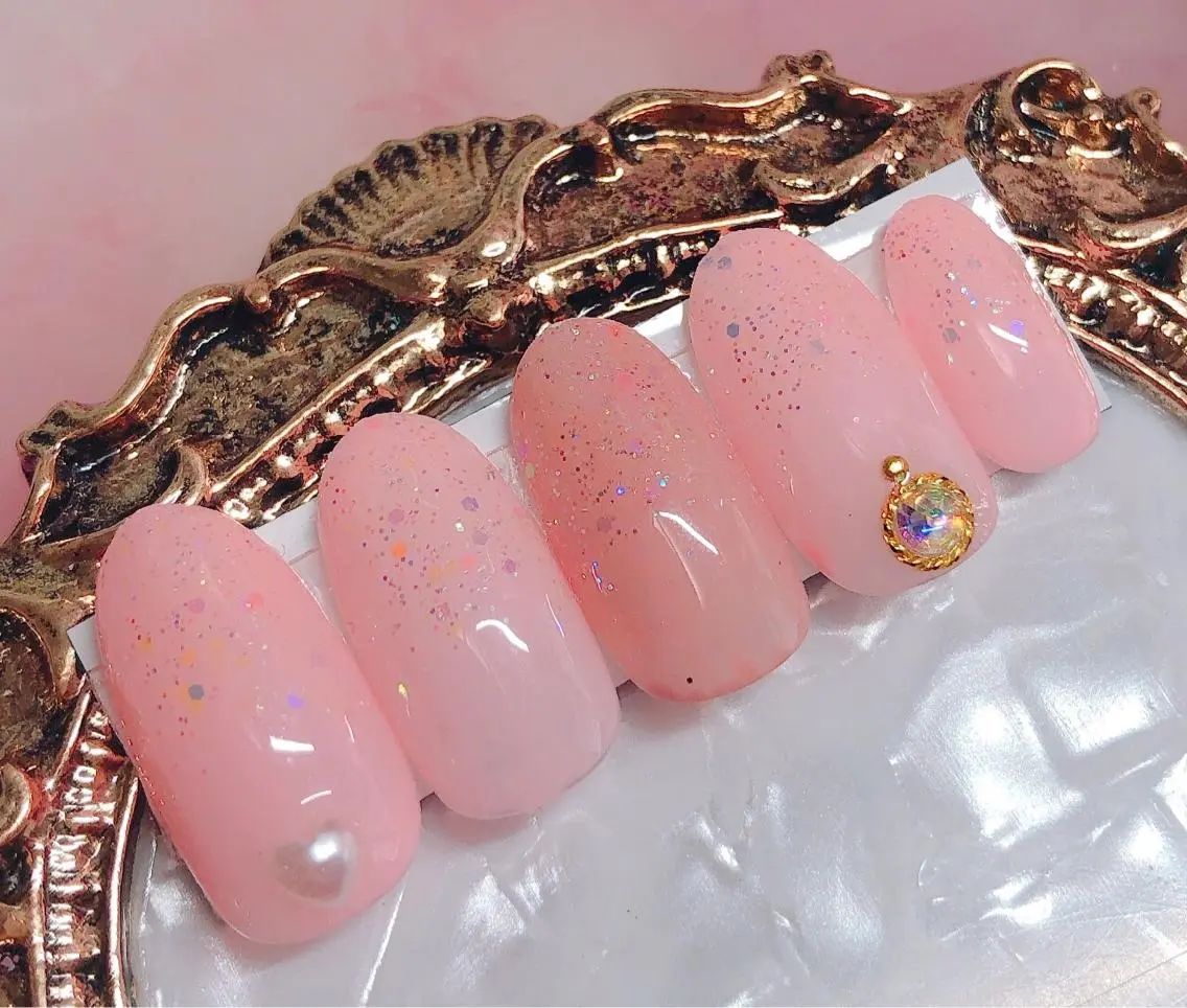 ネイル ハンドネイル CROWN プライベートサロンのネイルデザイン