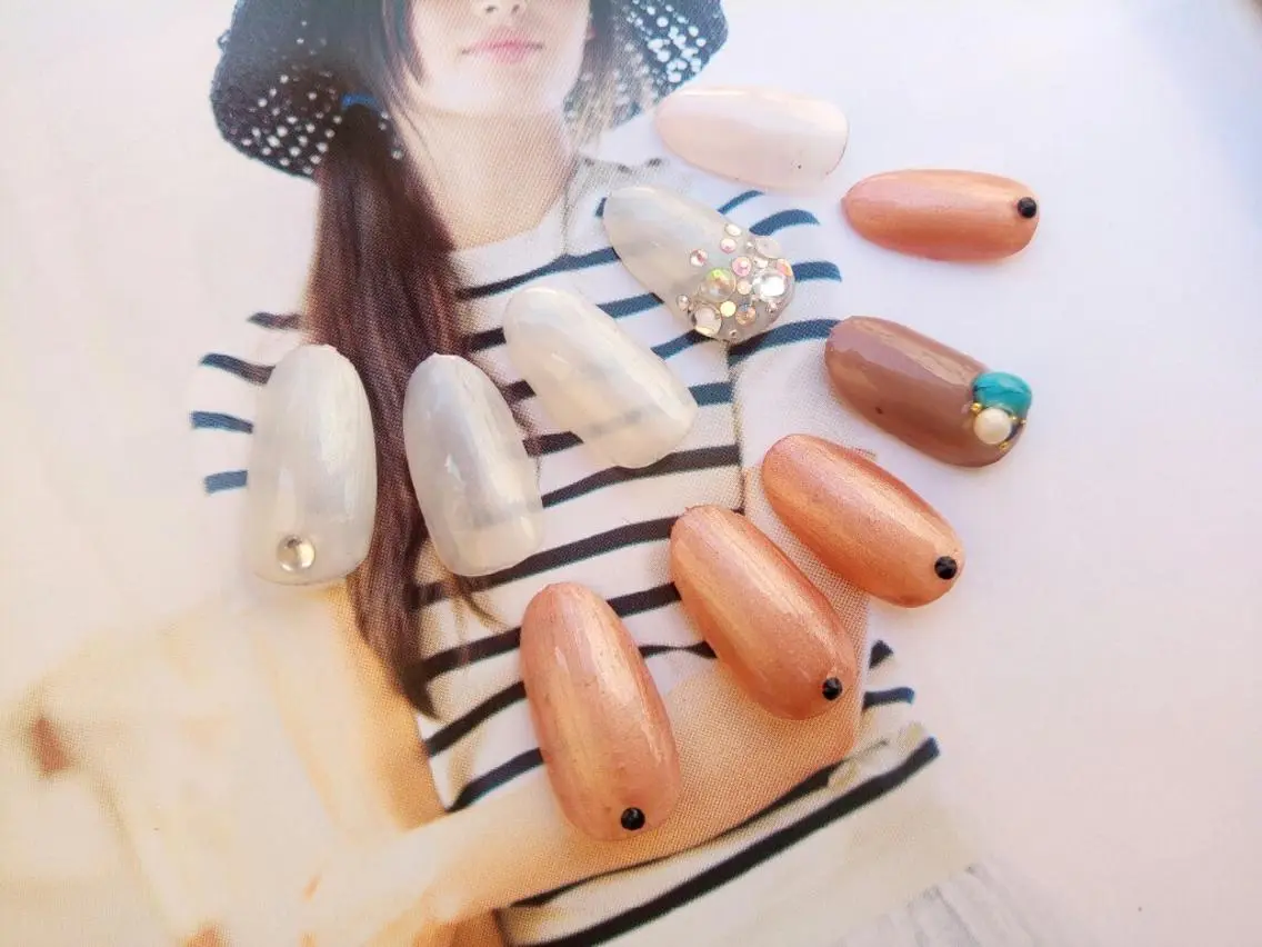 ネイル アートネイル シンプルネイル ストーンネイル NARUMI HYODOのネイルデザイン