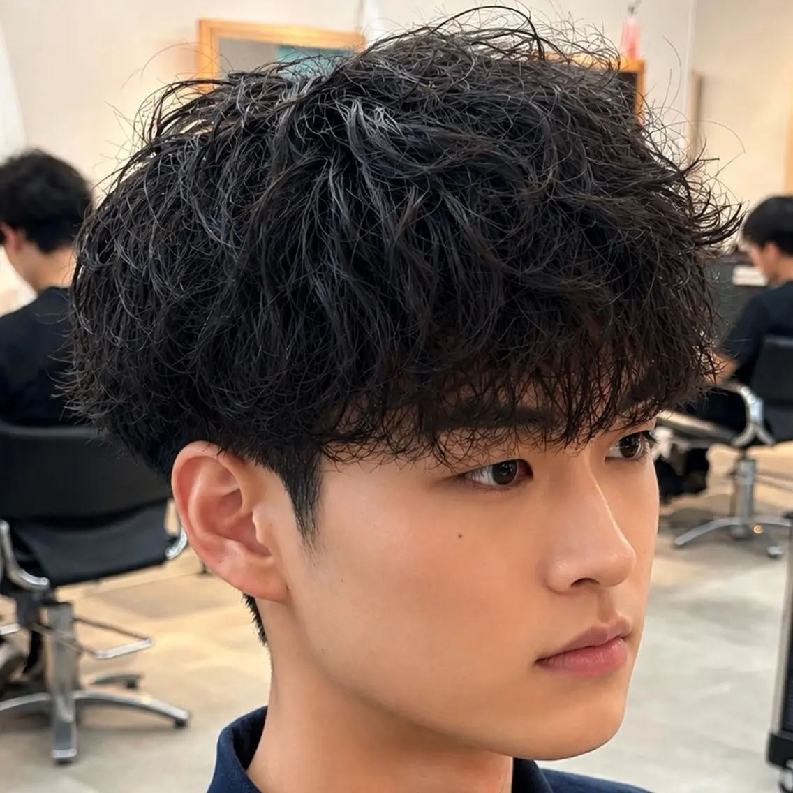 パーマ メンズ フェザーパーマ メンズパーマ スパイキーショート 波巻きパーマ ニュアンスパーマ カット パーマ 男の理想を叶える🔥 メンズパーマ特化|関のヘアスタイル