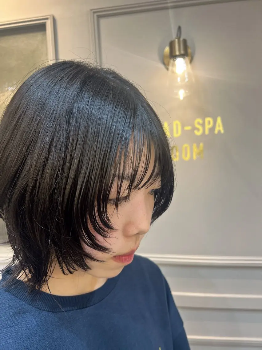 ミディアム 顔周りカット レイヤーカット ウルフカット カット 津田 幸穂のヘアスタイル