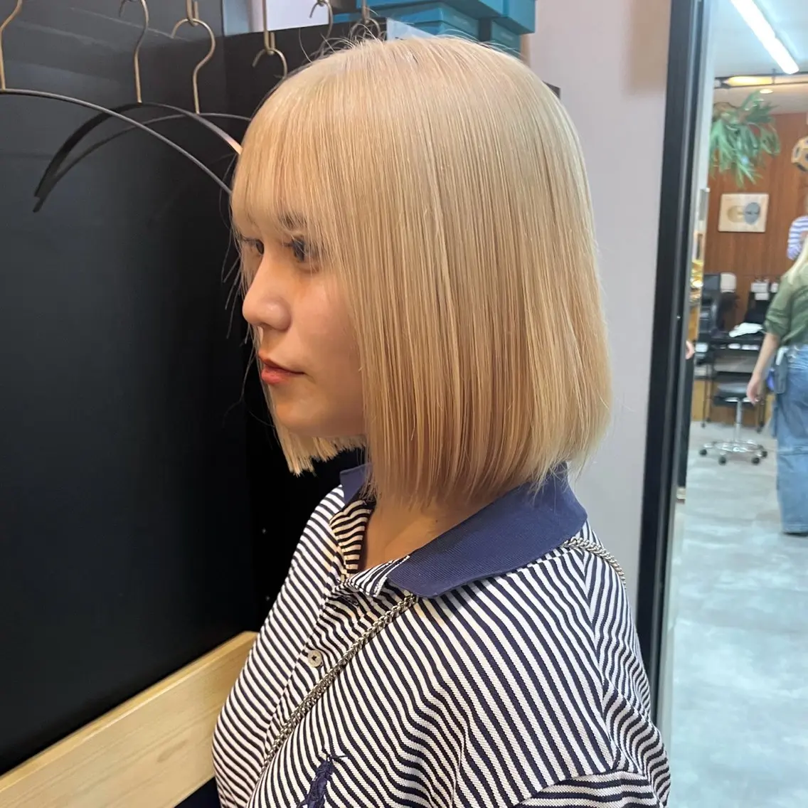 ショート カラー ブロンド ホワイトブロンド 藤山大地 /カラーモデルのヘアスタイル