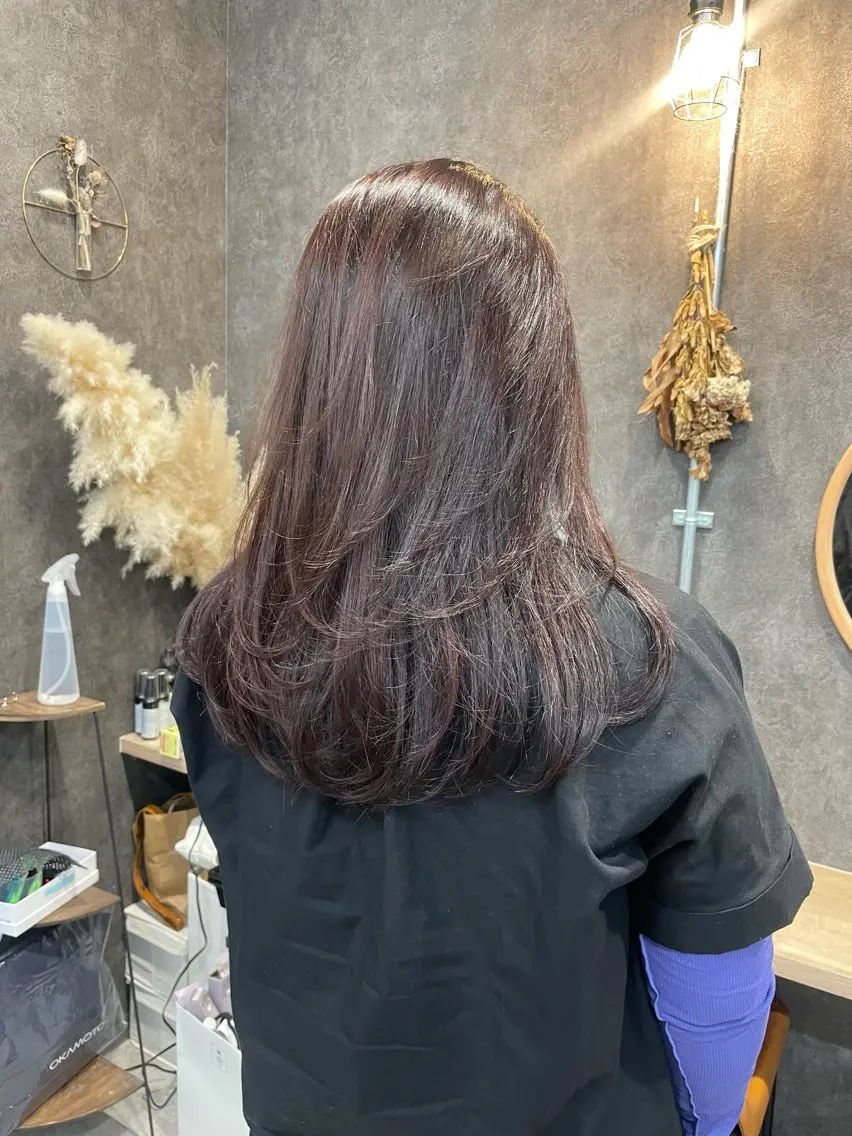 セミロング カラー レイヤーカット カット ヘアカラー トリートメント いなみね はるきのヘアスタイル