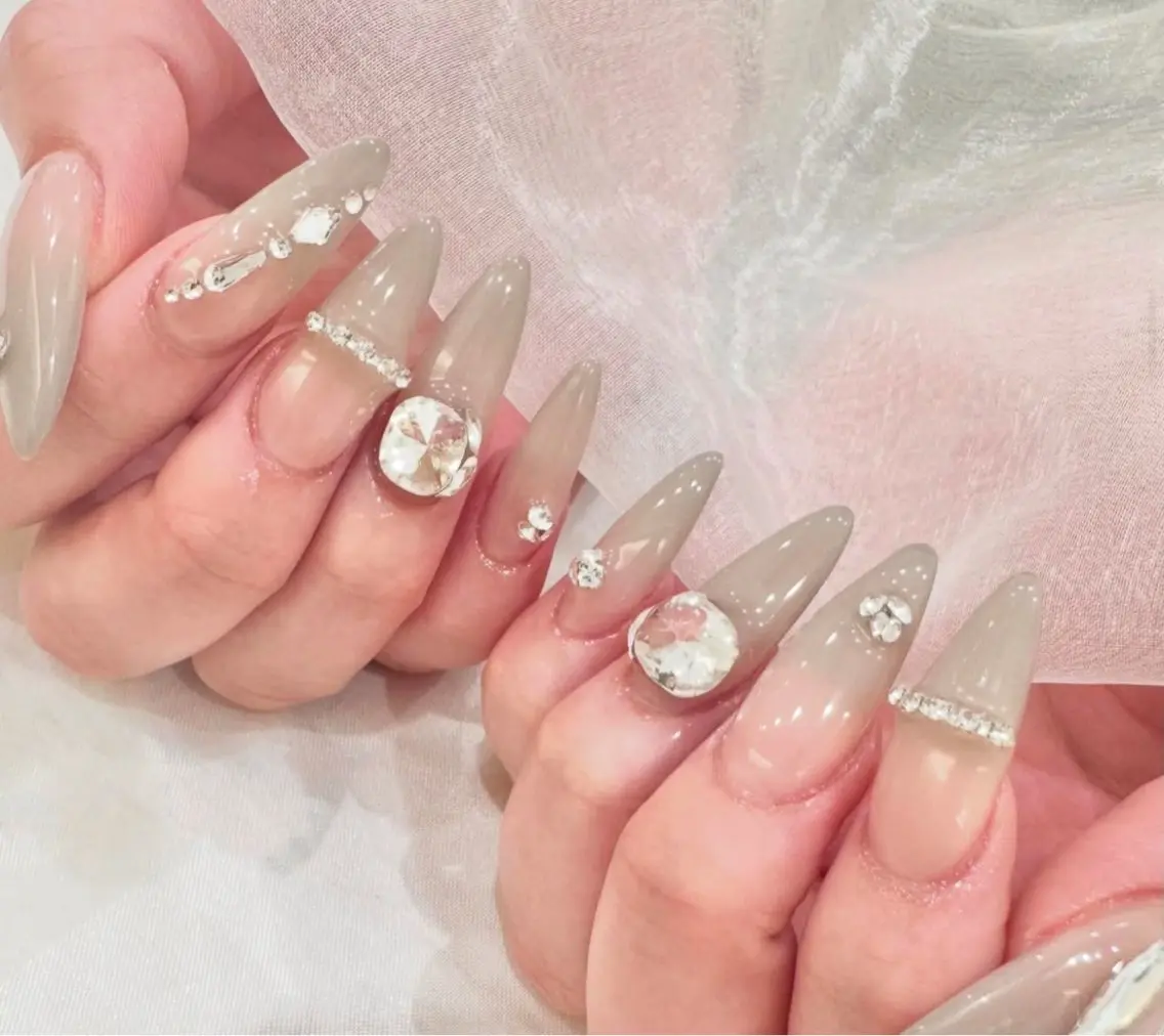 ネイル アートネイル フラワーネイル フレンチネイル ジェルネイル グラデーション ハンドネイル Ryu Nail NekoChanのネイルデザイン