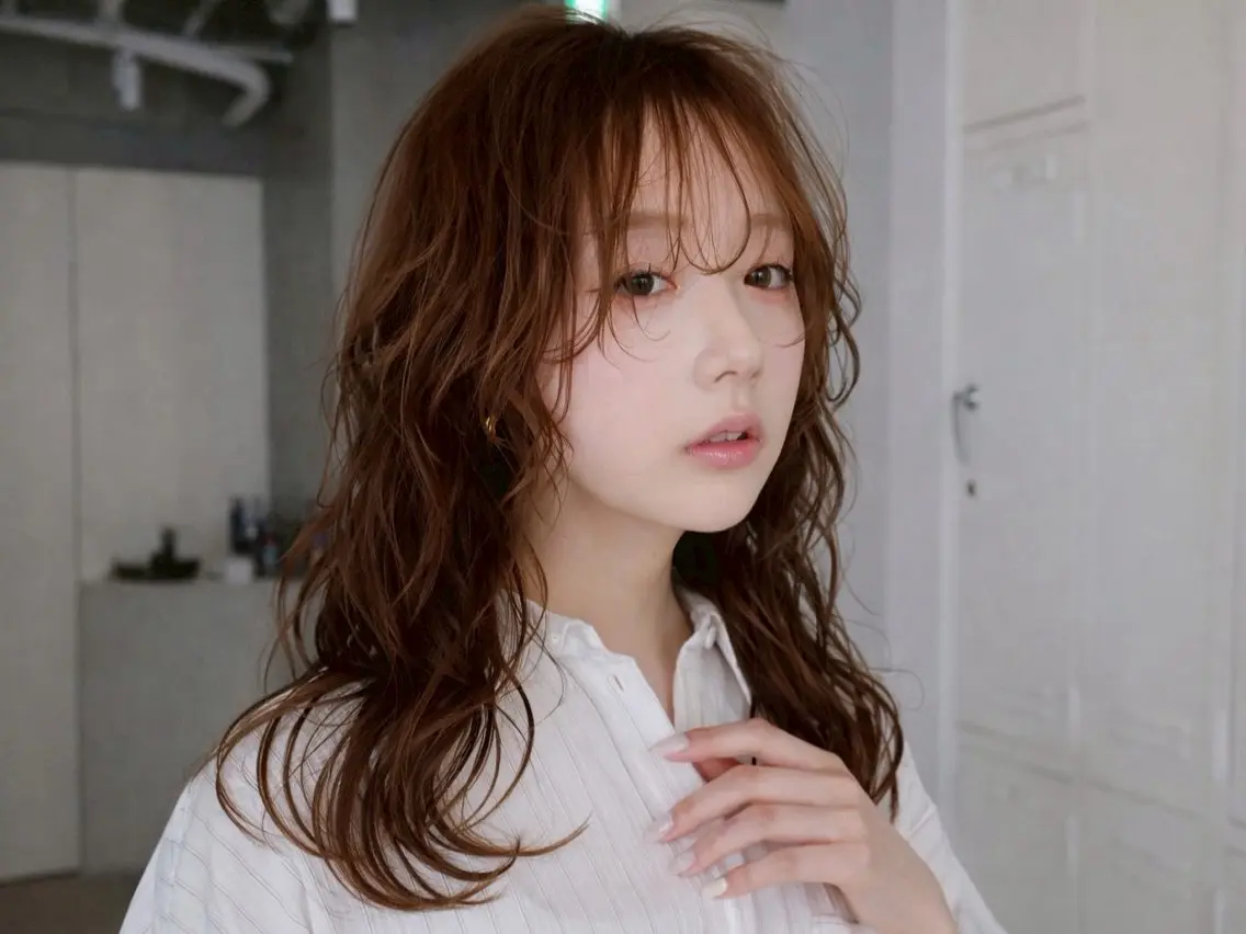 セミロング カラー ヘアカラー らん カラーモデル募集中のヘアスタイル