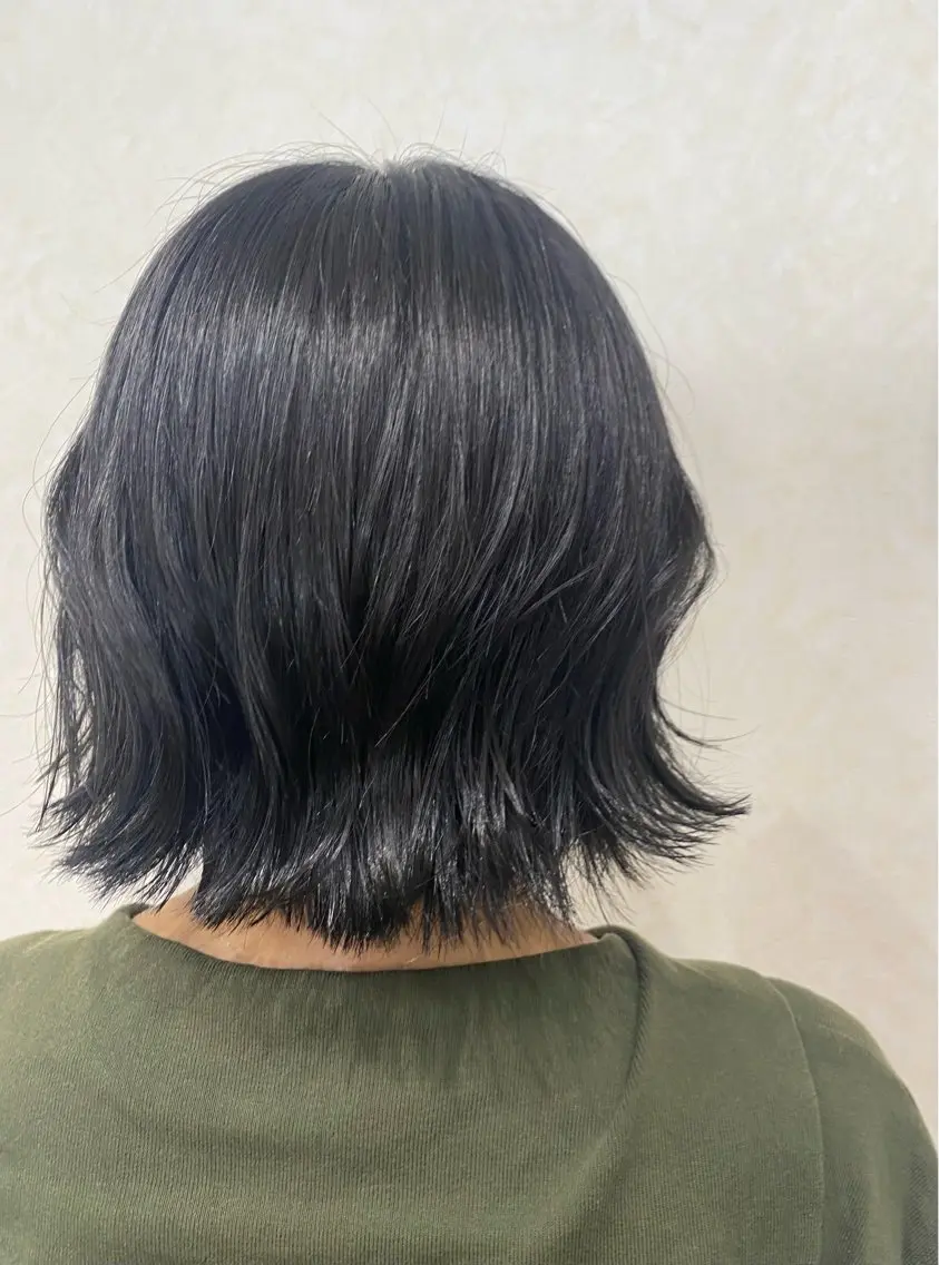 ショート カラー 黒髪 ブリーチ ブルーカラー ブルーブラック ブラウンカラー N°jemica 🫧REIKA🫧のヘアスタイル