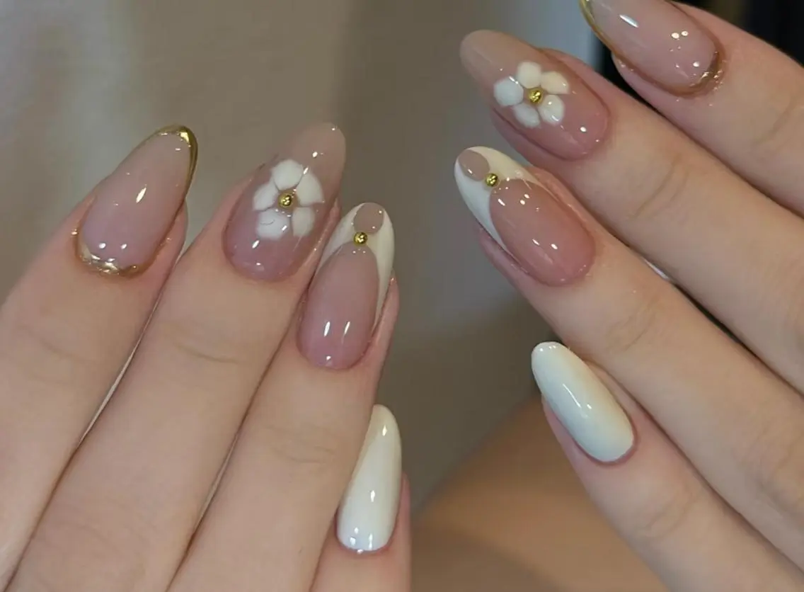 ネイル ハンドネイル ハンドケア 🍑 momo_nailのネイルデザイン