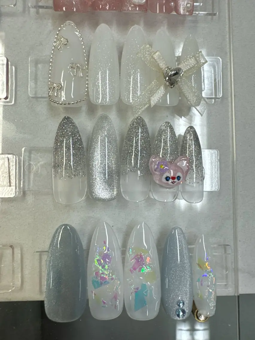 ネイル フレンチネイル ジェルネイル ガラスフレンチ オフィスネイル ワンカラーネイル Queeens nailのネイルデザイン