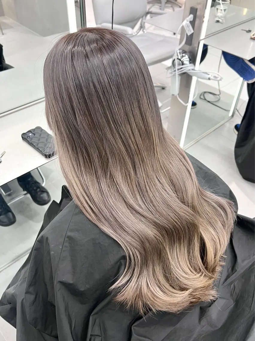 ロング カラー ヘアカラー トリートメント ヘッドスパ 🌈 YUUNA🌈のヘアスタイル