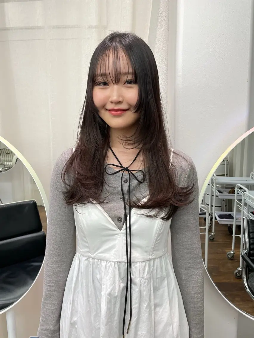 ロング カラー レイヤーカット 小顔カット カット ヘアカラー トリートメント レイヤーカット🎀 kanaのヘアスタイル
