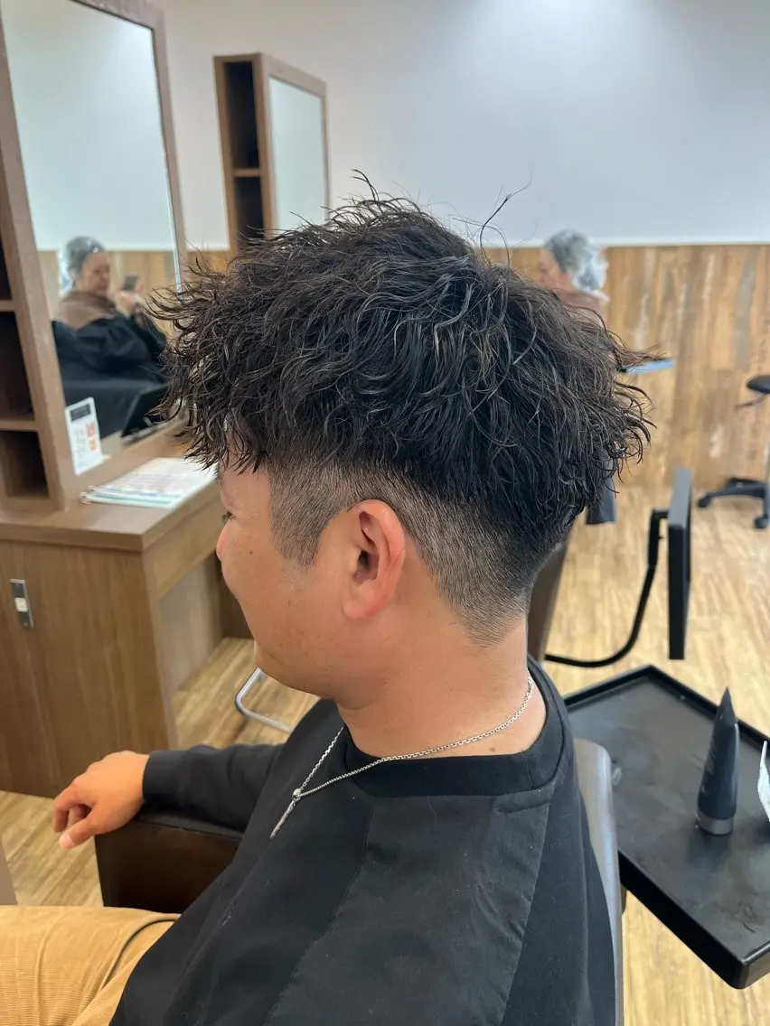 メンズ カット パーマ 鬼松沙弥 ❤︎メンズパーマのヘアスタイル