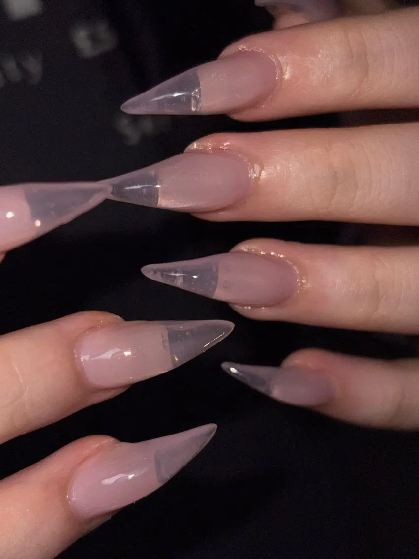 ネイル ハンドネイル Dark Honey AiAiのネイルデザイン