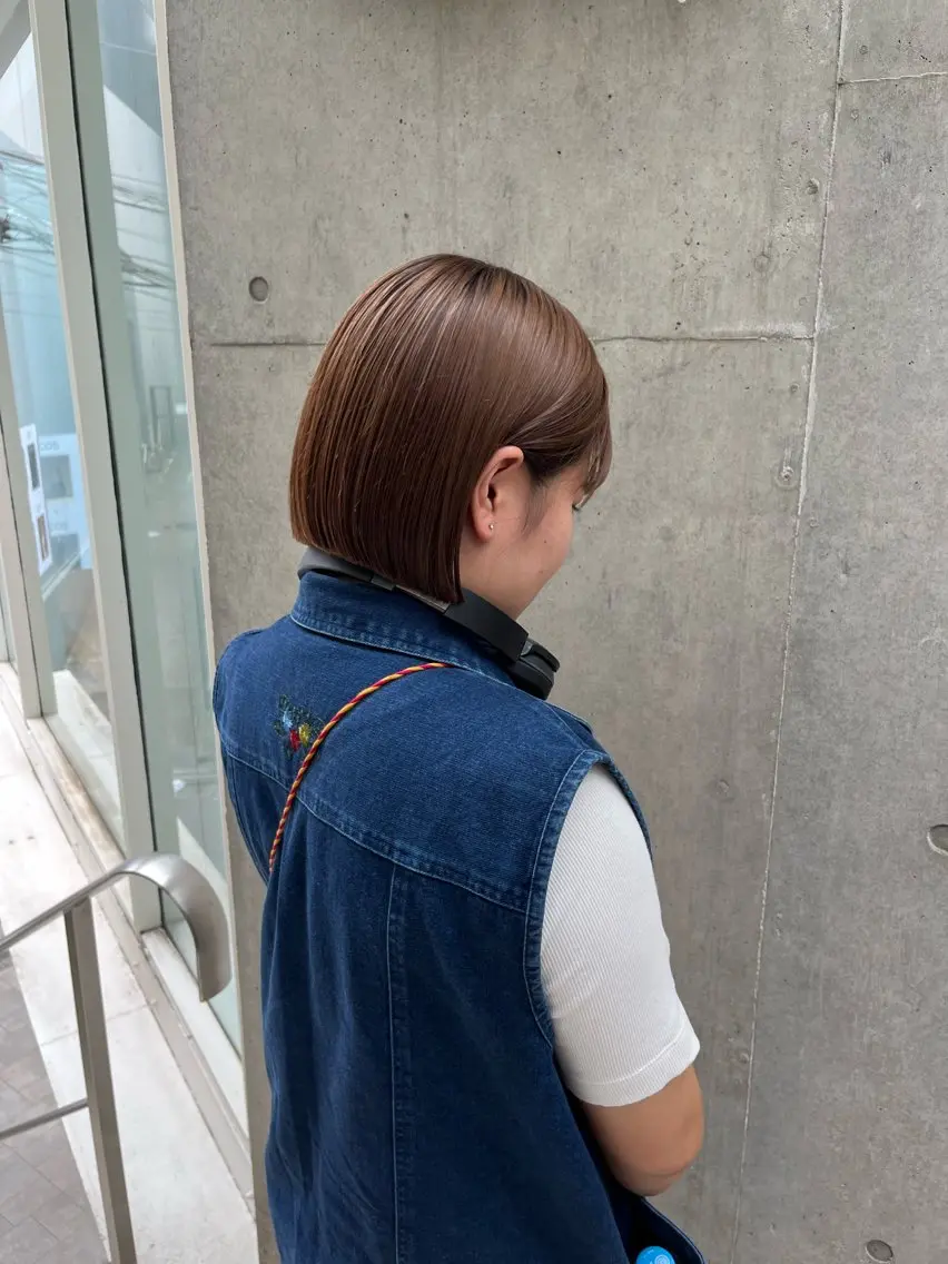 ミディアム カラー 縮毛矯正ボブ&顔まわ レイヤー♡TOMOEのヘアスタイル