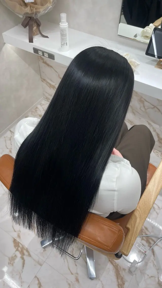 ロング SLASHスラッシュ 木下結月果のヘアスタイル
