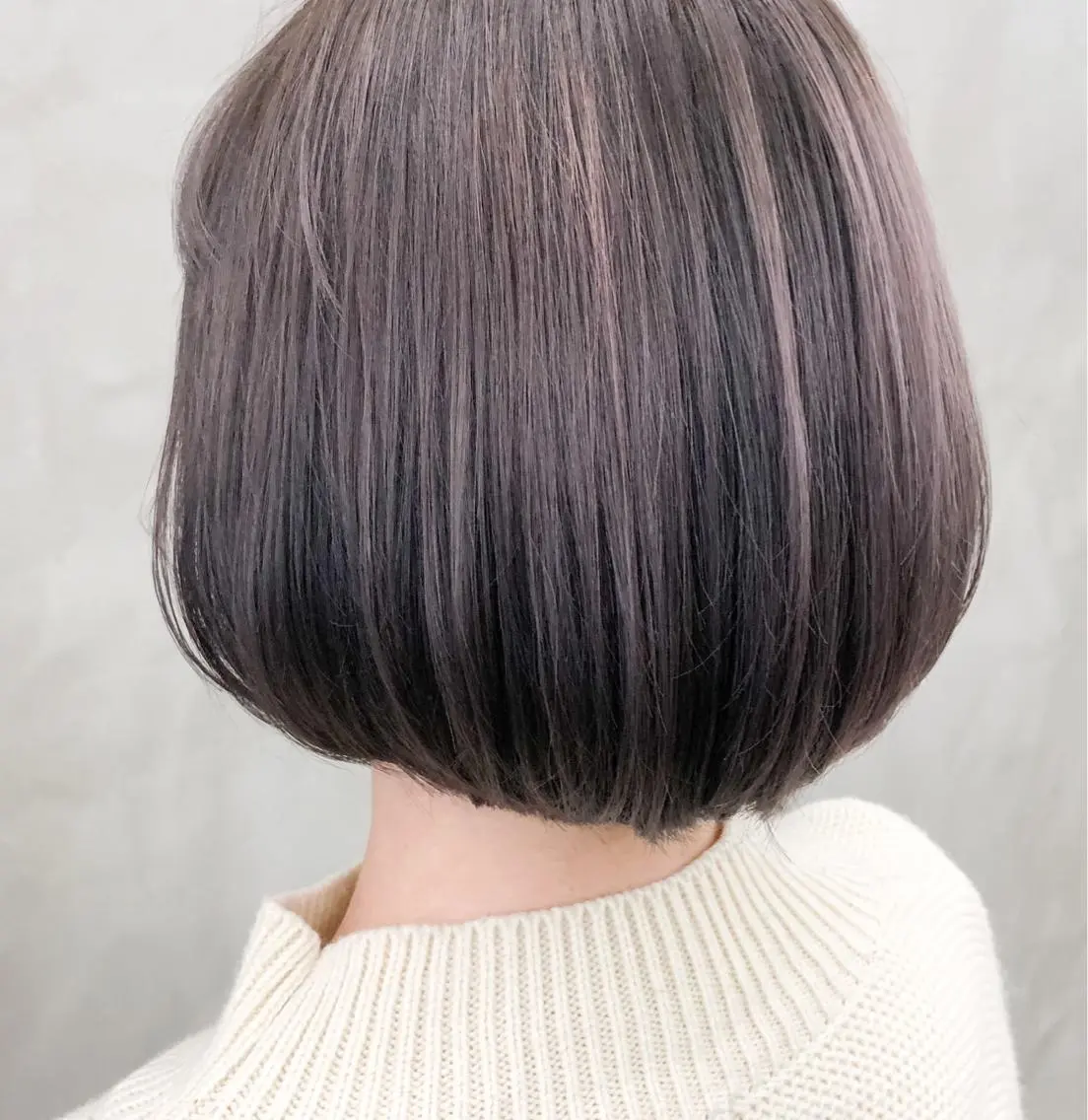 カラー バイオレットカラー ショート・ボブ 徳竹淳一のヘアスタイル