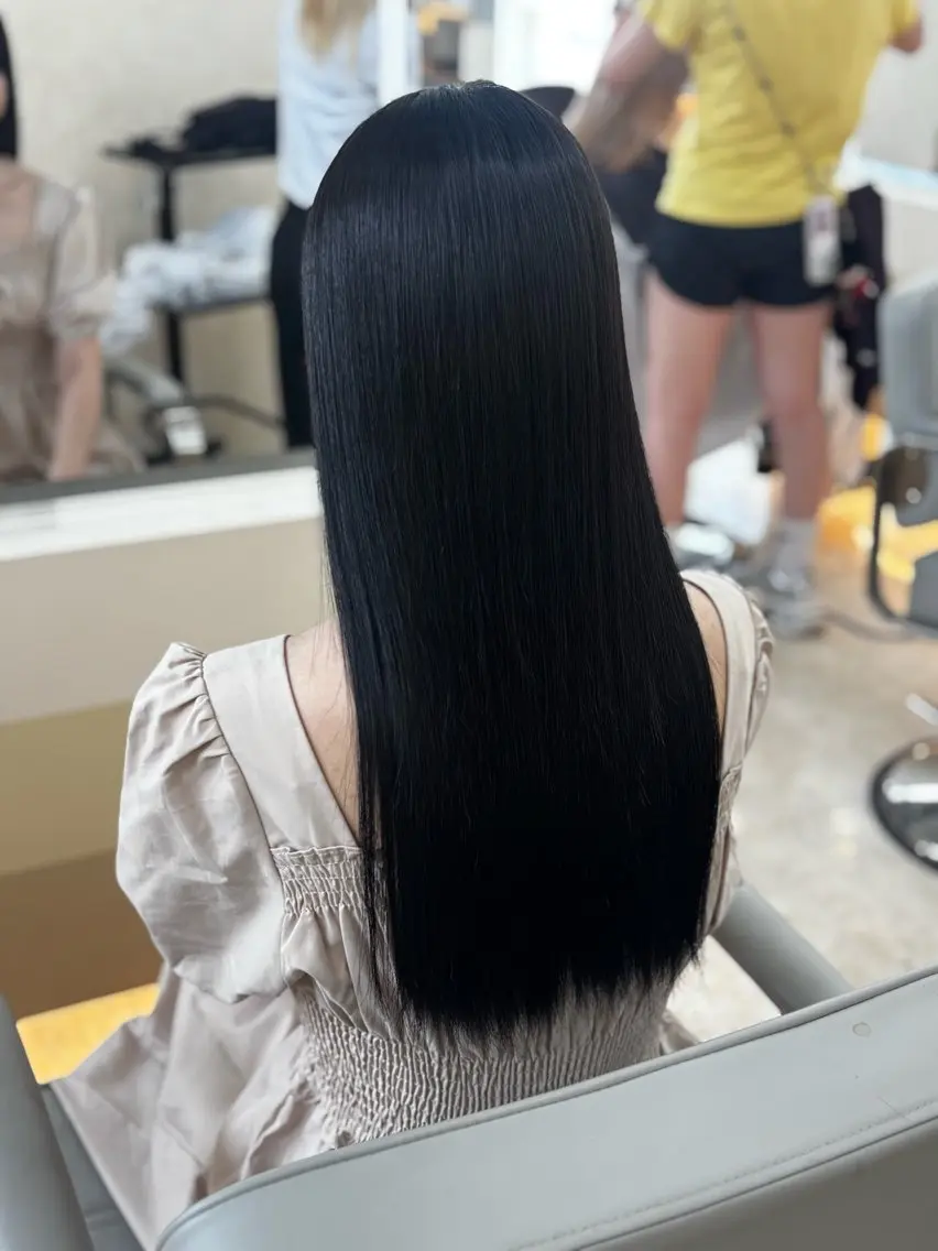 🎀時間帯自由/平日限定メニュー🎀カラーモデル価格カラー＋CMCトリートメントの写真