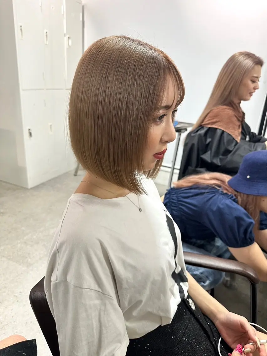ショート カット ヘアカラー トリートメント バレイヤージュ ボブ🌈ナツヤのヘアスタイル