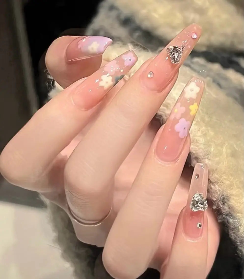 ネイル ハンドネイル ゆりか スカルプ専門店のネイルデザイン
