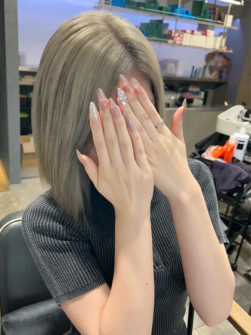 ミディアム Li'a【リア】 Sanaのヘアスタイル